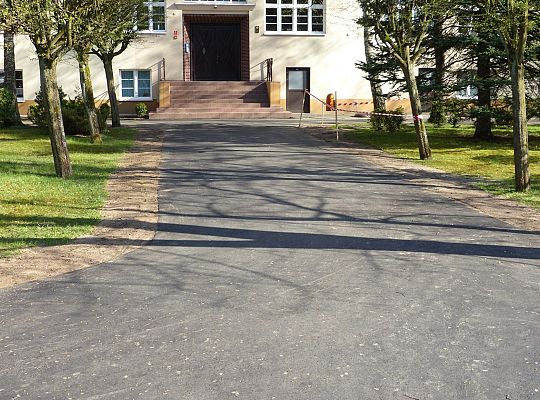 „Zestaw zbójników” przy SP1 23888