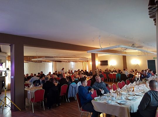 Zabytkowe motocykle rywalizowały na drogach 23959