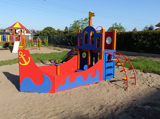 Nowy plac zabaw przy Przedszkolu nr 9 24196