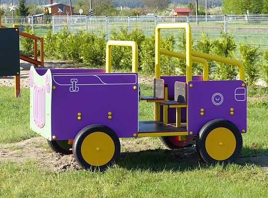 Nowy plac zabaw przy Przedszkolu nr 9 24204