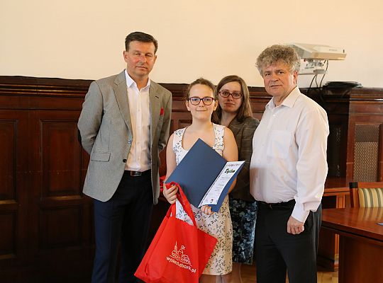 Konkursy plastyczne promujące zdrowy styl życia 24450