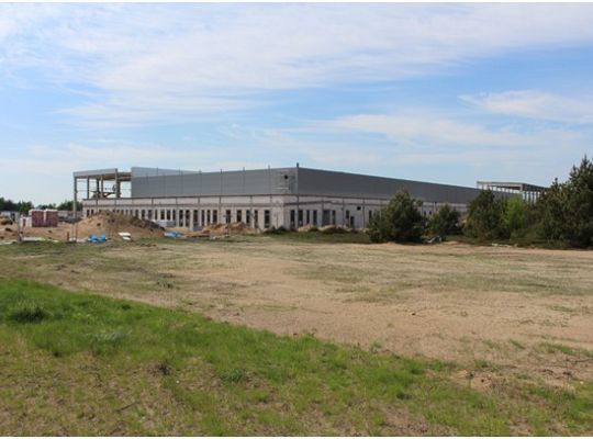 Rośnie pierwszy zakład przemysłowy w lęborskiej 24615