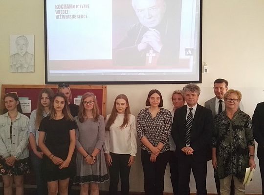 Konkurs Kto się (nie) boi gżegżółki – najlepsi z 24633