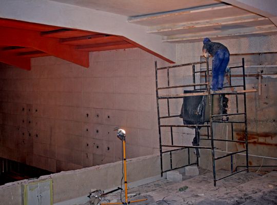 Trwają prace remontowe w budynku kina 898