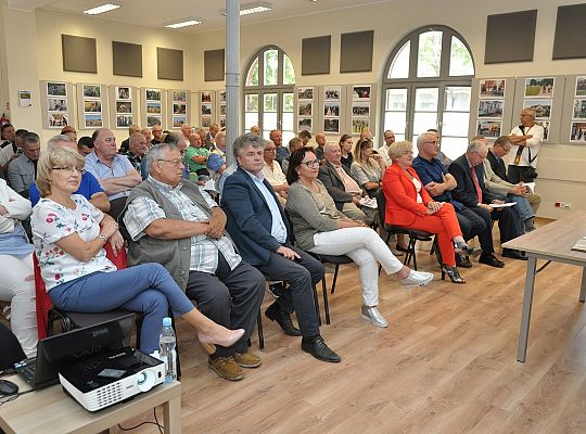 Historyczna premiera książki o Pogoni Lębork 24907