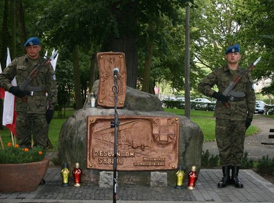 Zapłonęły znicze dla tych, którzy nie wrócili z 900