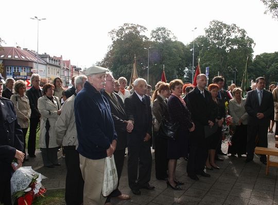 Zapłonęły znicze dla tych, którzy nie wrócili z 901