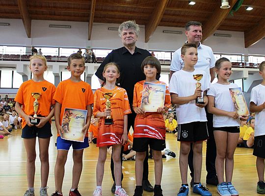 Konkurs Sportowy dla Szkół Podstawowych „Kto z nas 25195