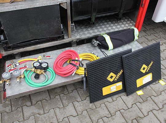 Strażacy ochotnicy z nowym sprzętem ratowniczym 26331