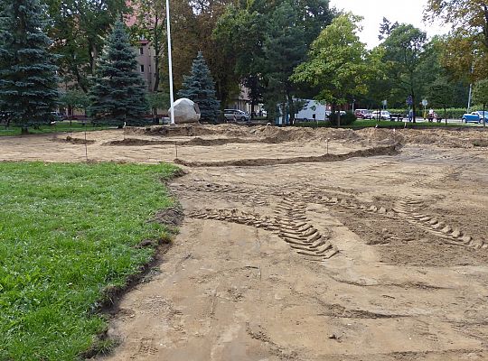 Przebudowa otoczenia Obelisku Niepodległości na 26337