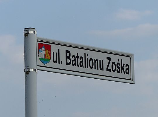 Batalionu Zośka i gen. Sosabowskiego z asfaltem. 26551