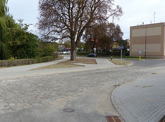 Parking, kanalizacja deszczowa i kolektory. Finał 26833