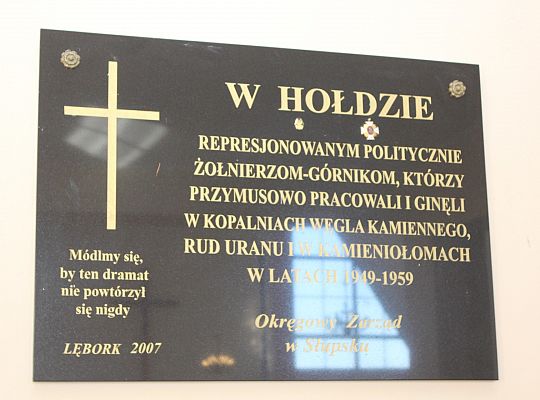 Pamiętali o represjonowanych żołnierzach-górnikach 27100