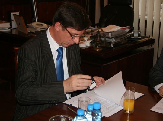 Miasto wspiera remont szpitalnego laboratorium  955