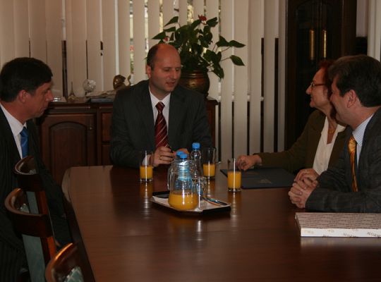 Miasto wspiera remont szpitalnego laboratorium  953