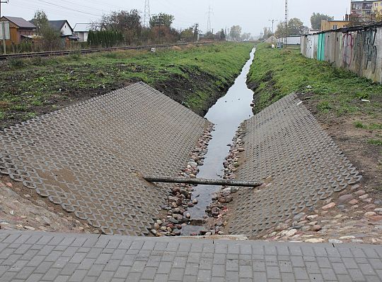 Nowe urządzenia podczyszczające przy wylotach 27334