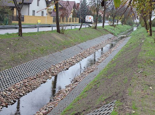 Nowe urządzenia podczyszczające przy wylotach 27324