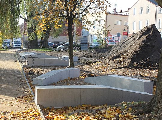 Skwer przy Przymurnej. Budowa zgodnie z planem 27345