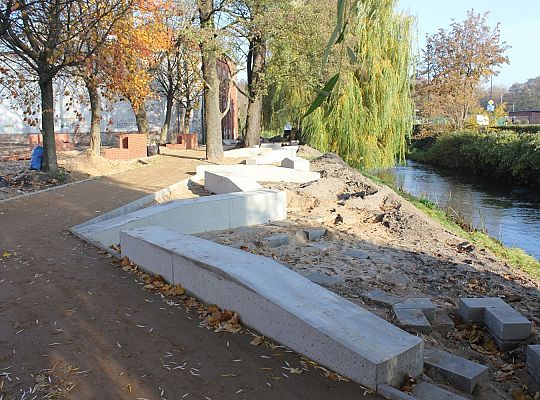 Skwer przy Przymurnej. Budowa zgodnie z planem 27346
