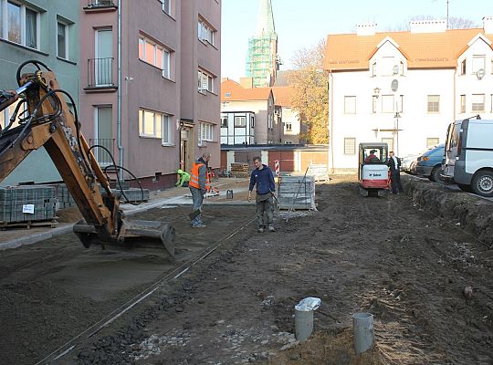 Powstaje parking na zapleczu ulicy Orzeszkowej 27354