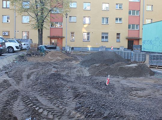 Powstaje parking na zapleczu ulicy Orzeszkowej 27355