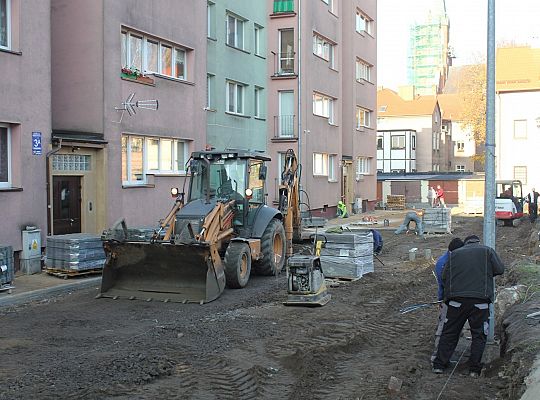 Powstaje parking na zapleczu ulicy Orzeszkowej 27356
