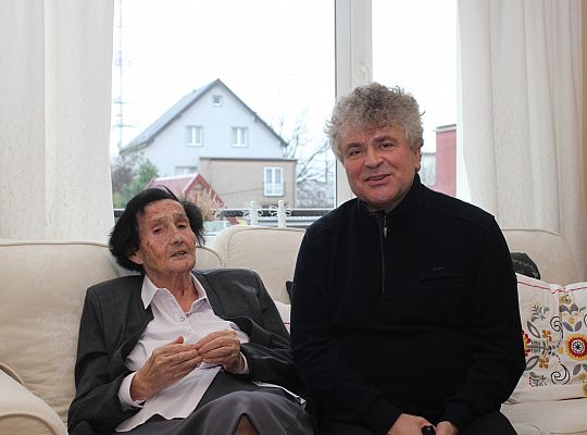 Setne urodziny Cyli Pojawy 27759