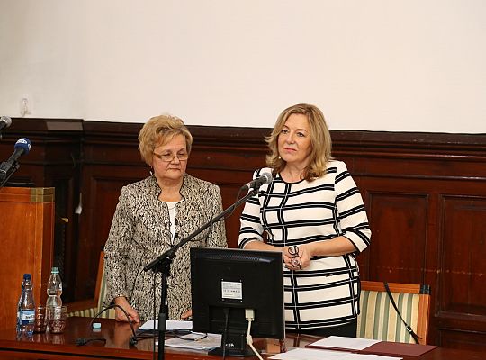 I sesja Rady Miejskiej – Burmistrz i Radni złożyli 27820