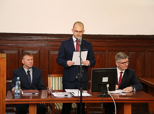 I sesja Rady Miejskiej – Burmistrz i Radni złożyli 27841