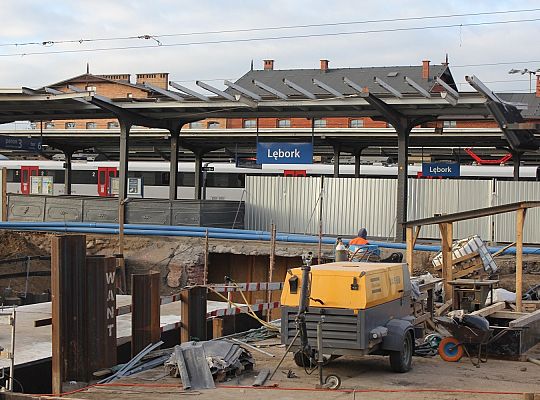 Przy Żeromskiego powstaje parking na 49 pojazdów 27885