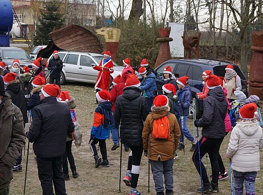 Mikołaje maszerowały z kijkami 28021