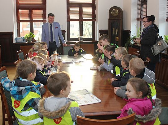 Przedświąteczna wizyta przedszkolaków 28237