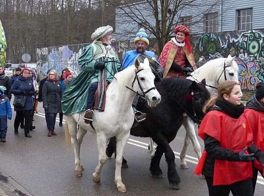 Orszak Trzech Króli przeszedł przez miasto 28388