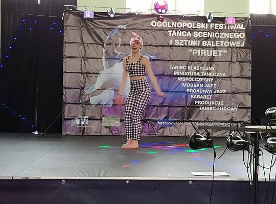 Sukcesy młodych tancerek z SP nr 8 28668