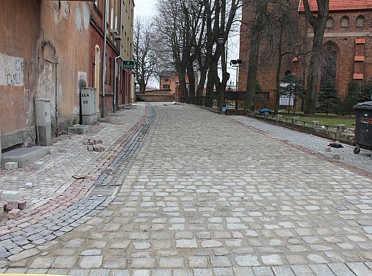 Franciszkańska i Armii Krajowej wybrukowana. Czas 28836