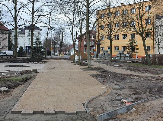 Budowa rolkowiska i terenu rekreacyjnego na placu 28876