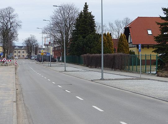 Przy Żeromskiego otwarto parking na 50 pojazdów 29101
