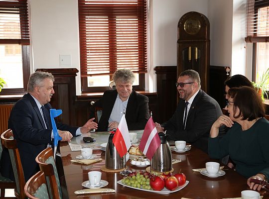 Ambasador Republiki Łotewskiej w Lęborku 29201