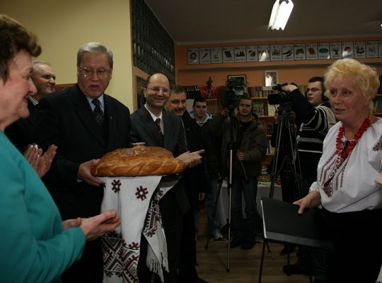 Konsul Ukrainy otrzymał lewinka  985