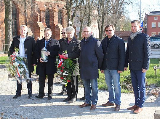 W 9. rocznicę Katastrofy Smoleńskiej 29798