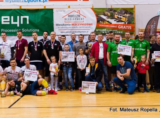 12 edycja rozgrywek Amatorskiej Ligi Siatkówki 30011
