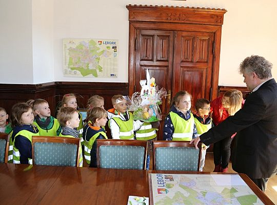 Z świąteczną wizytą w ratuszu 30062