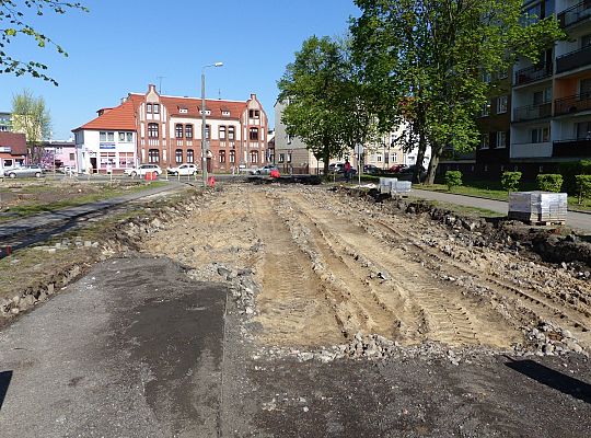 Wykopy na Warszawskiej, asfalt na Monte Cassino i 30180