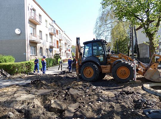 Wykopy na Warszawskiej, asfalt na Monte Cassino i 30183