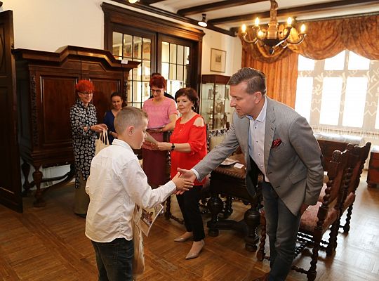 Popisali się wiedzą o zamkach gotyckich 30209