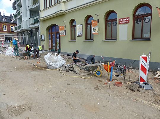 Długosza z nowym brukiem, czas na Młynarską 30418