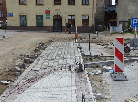 Długosza z nowym brukiem, czas na Młynarską 30419