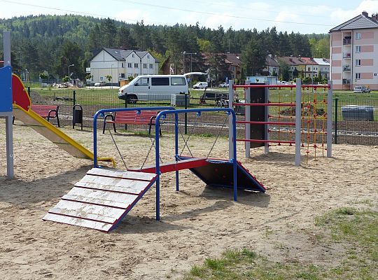 Nowy plac zabaw na Osiedlu Sportowa 30632