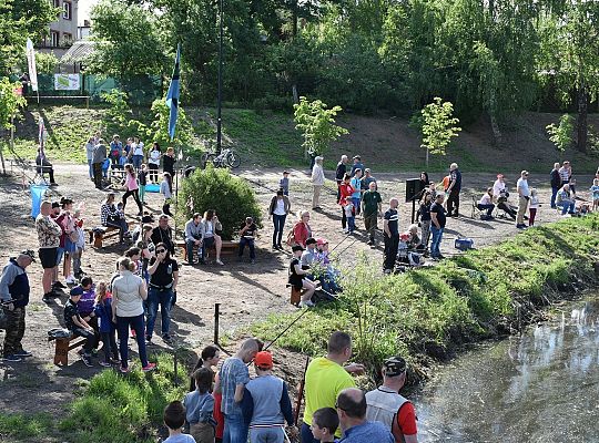 Wędkarze dzieciom 30946