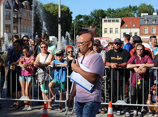 Tytani pokazali siłę na Placu Pokoju 31430